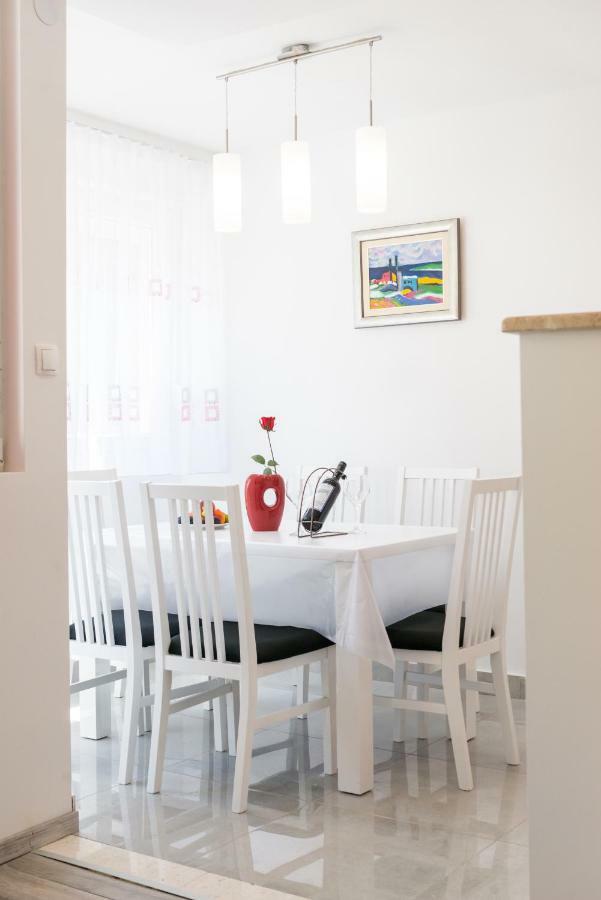 Kate Apartment โอมิช ภายนอก รูปภาพ